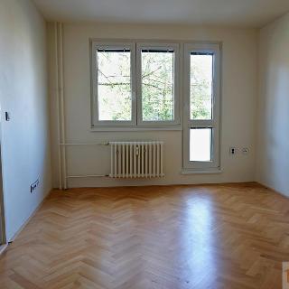 Pronájem bytu 3+1 61 m² Olomouc, V hlinkách