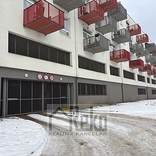 Pronájem parkovacího místa 12 m&sup2; Beroun