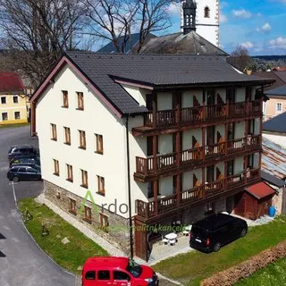 Prodej hotely, penziony 595 m²