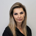  Eva Slavíková