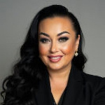  Renata Elias