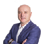  Lubor Benda