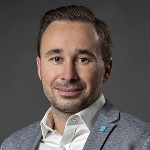  Martin Nenička
