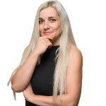  Andrea Smolíková