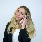  Andrea Haklová