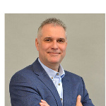  Andrej Holčík