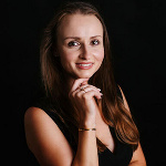  Nikola Janoušková