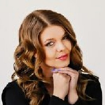  Lucie Holzmanová