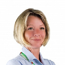  Petra Benc
