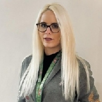  Nikola Sýkorová