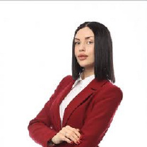  Viktoriia  Komarnytska