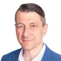  Daniel Skružný