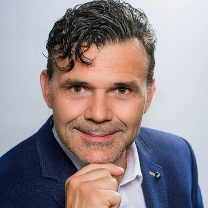 Jaroslav Šlosek