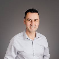  Radek Kujal