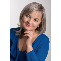  Maja Kucerová