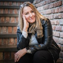  Lenka Kovářová