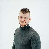  Viktor Akantis