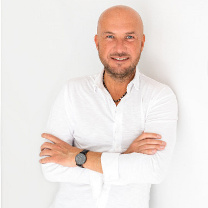  Jaroslav Hamala