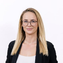  Andrea Divecká Šavrdová