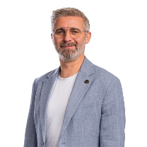  Josef Chán