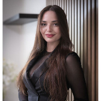  Alina Pavliukovych