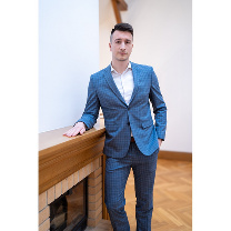  Dominik Varga