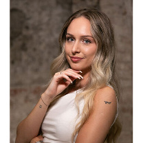  Hana Cidlinská