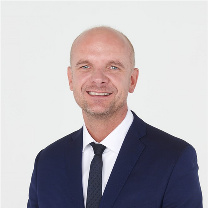  Simon Lukavský
