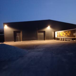 Pronájem skladu 1376 m² Hosín