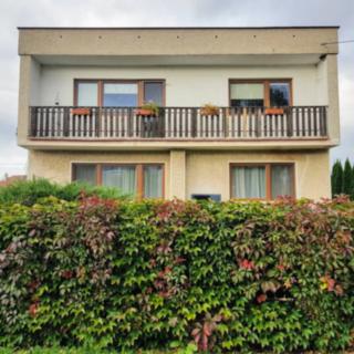 Prodej dvougeneračního domu 180 m² Čelákovice Sedlčánky