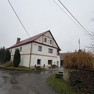 Prodej rodinného domu 224 m² Strakov