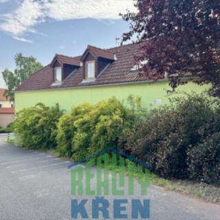 Prodej rodinného domu 300 m² Zichovec