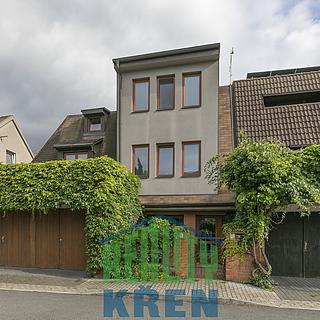 Prodej rodinného domu, 366m²