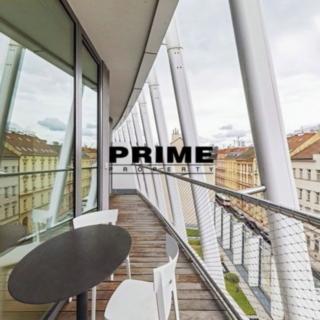 Pronájem bytu 4+kk 174 m² Praha