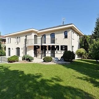 Pronájem vily 560 m&sup2; Praha