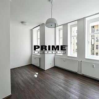 Pronájem bytu 1+kk a garsoniéry 30 m² Praha Vinohrady, Lucemburská