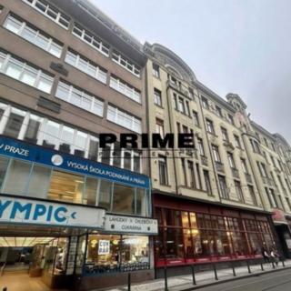 Pronájem kanceláře 406 m² Praha