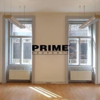 Pronájem kanceláře 70 m² Praha