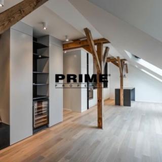 Pronájem bytu 3+kk 156 m² Praha