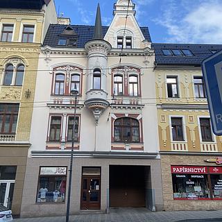 Pronájem bytu 2+kk 77 m&sup2; Teplice