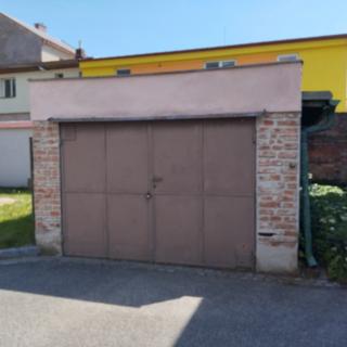 Pronájem garáže 20 m² Hradec Králové