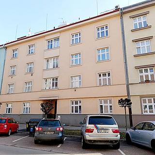 Prodej bytu 2+kk 49 m² Hradec Králové Pražské Předměstí, Horova