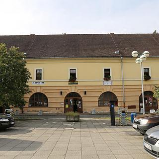 Pronájem obchodu 55 m&sup2; Hradec Králové