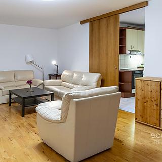 Pronájem bytu 4+kk 107 m² Praha