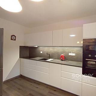 Pronájem bytu 1+kk, garsoniery 33 m² Praha