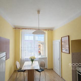 Pronájem bytu 2+1 55 m² Liberec IV-Perštýn, Revoluční