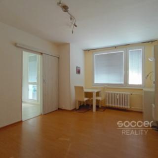 Pronájem bytu 3+1 77 m² Praha