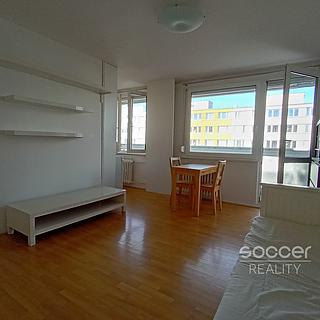 Pronájem bytu 1+kk, garsoniery 32 m² Praha