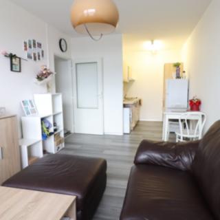 Pronájem bytu 2+kk 45 m² Praha Horní Měcholupy, Nad přehradou