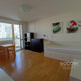 Pronájem bytu 1+kk, garsoniery 32 m² Praha